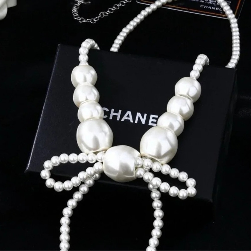 Chanel belt chain